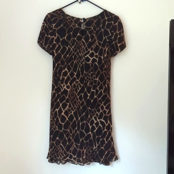 Liz Claiborne Petite Leopard Print Knee Length Dress Rayon Size 6P - Picture 3 of 6